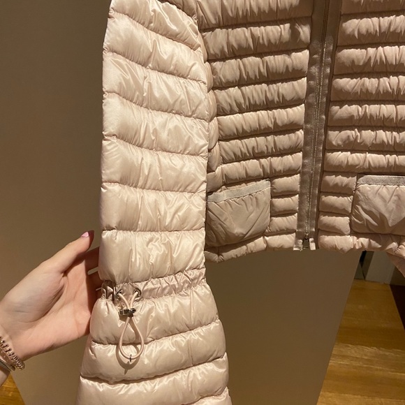 Moncler down jacket - Picture 5 of 7